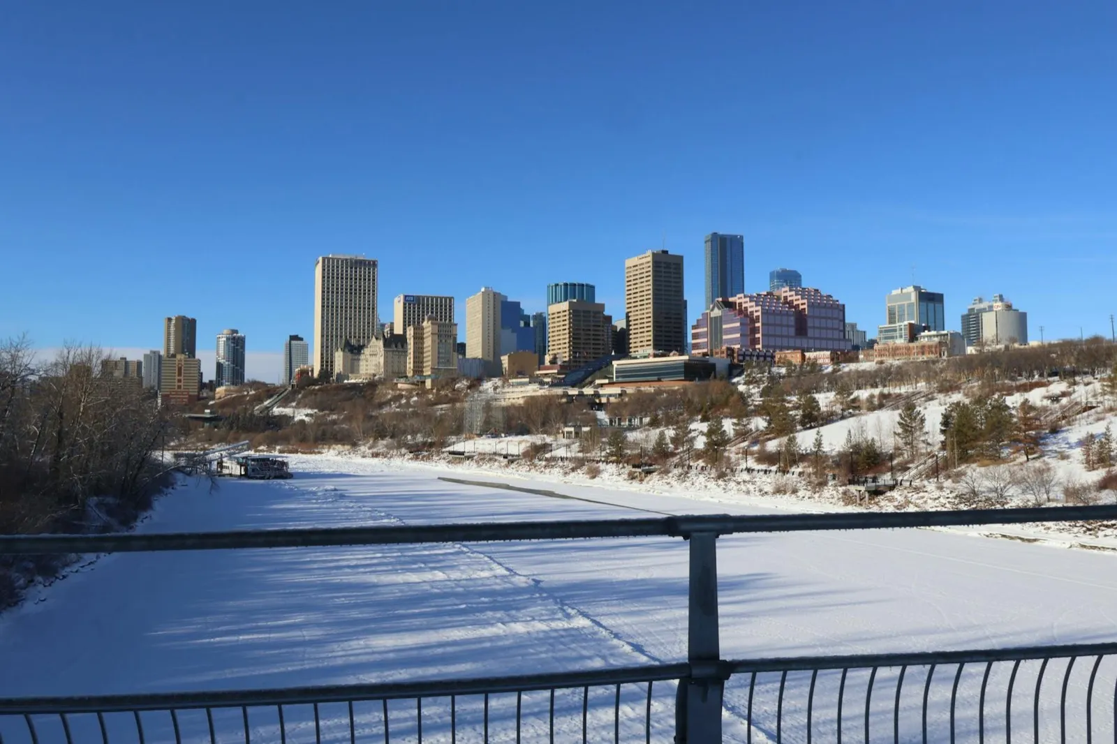 Parc Wascana et bâtiment législatif de Regina, Saskatchewan — services de contrôle de foule à Regina