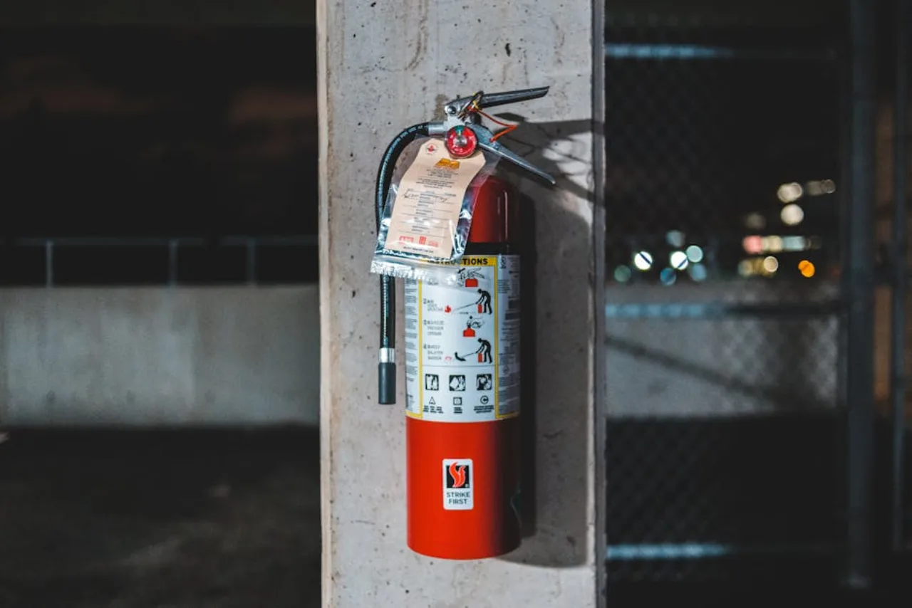 Fire extinguisher recharge and refill service in a ULC-listed shop with technician